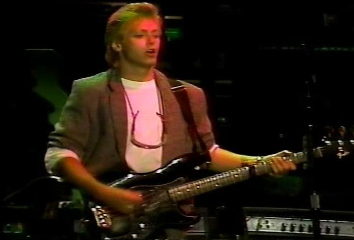 Screenshot taken from 'The Cars Live: 1984 - 1985'