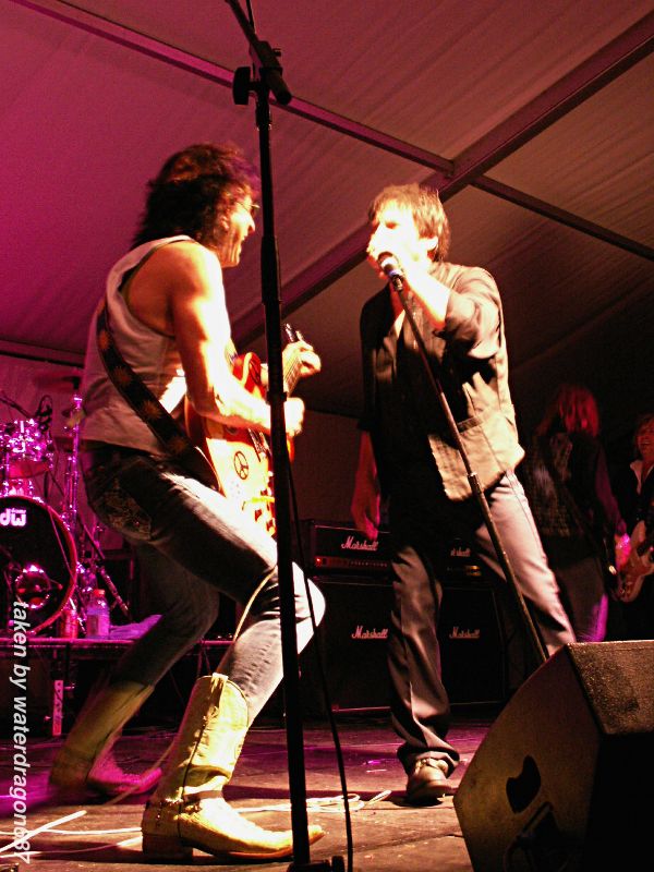 Jimi Jamison and Jim Peterik live in Franklin Park, Illinois, 05 June, 2010. Photo copyright waterdragon687; not to be reproduced without permission.