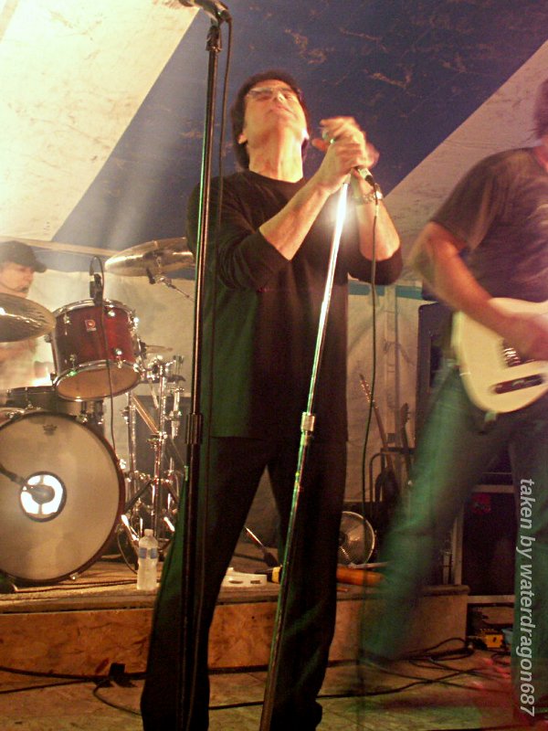 Jimi Jamison live in Glyndon, Minnesota, 11 September, 2010. Photo copyright waterdragon687; not to be reproduced without permission.