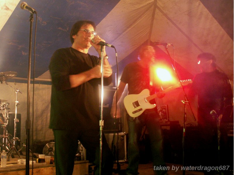 Jimi Jamison, Mark Reuter, and keys_guy live in Glyndon, Minnesota, 11 September, 2010. Photo copyright waterdragon687; not to be reproduced without permission.