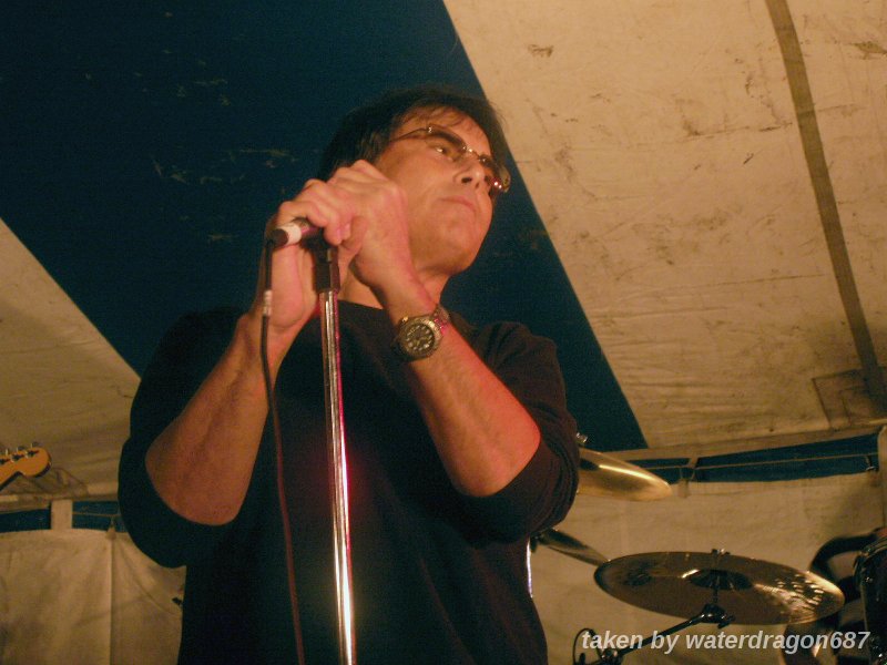Jimi Jamison live in Glyndon, Minnesota, 11 September, 2010. Photo copyright waterdragon687; not to be reproduced without permission.