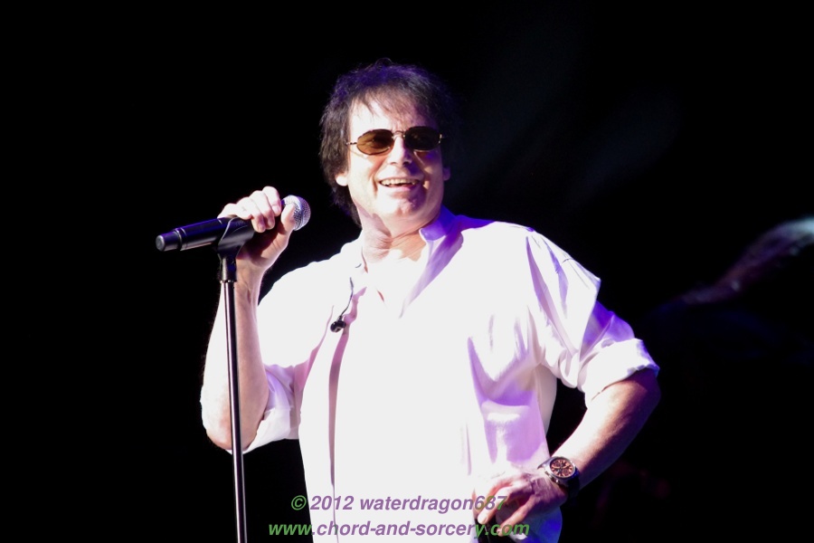 Jimi Jamison live in Hoffman Estates, Illinois, 7 July 2012. Photo copyright waterdragon687, all rights reserved; not to be reproduced without permission.