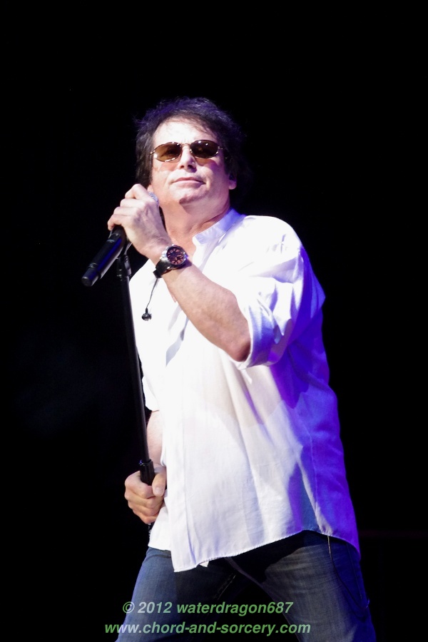 Jimi Jamison live in Hoffman Estates, Illinois, 7 July 2012. Photo copyright waterdragon687, all rights reserved; not to be reproduced without permission.