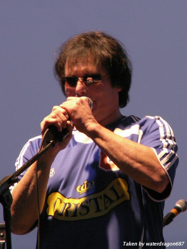 Jimi Jamison live in Oneida, Wisconsin, 06 June, 2008. Photo copyright waterdragon687; not to be reproduced without permission.