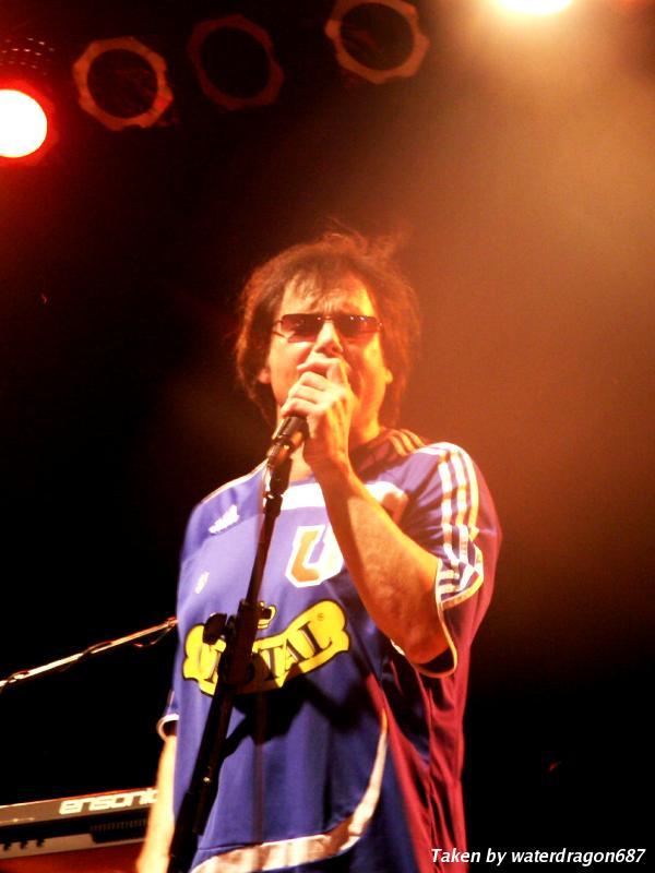 Jimi Jamison live in Oneida, Wisconsin, 06 June, 2008. Photo copyright waterdragon687; not to be reproduced without permission.