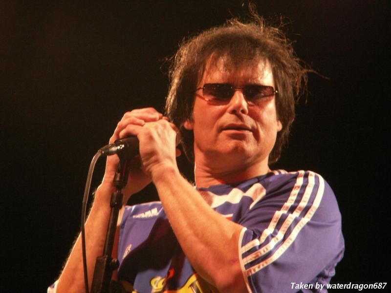 Jimi Jamison live in Oneida, Wisconsin, 06 June, 2008. Photo copyright waterdragon687; not to be reproduced without permission.