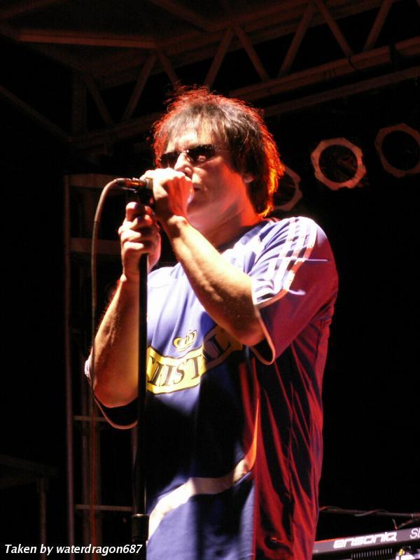 Jimi Jamison live in Oneida, Wisconsin, 06 June, 2008. Photo copyright waterdragon687; not to be reproduced without permission.