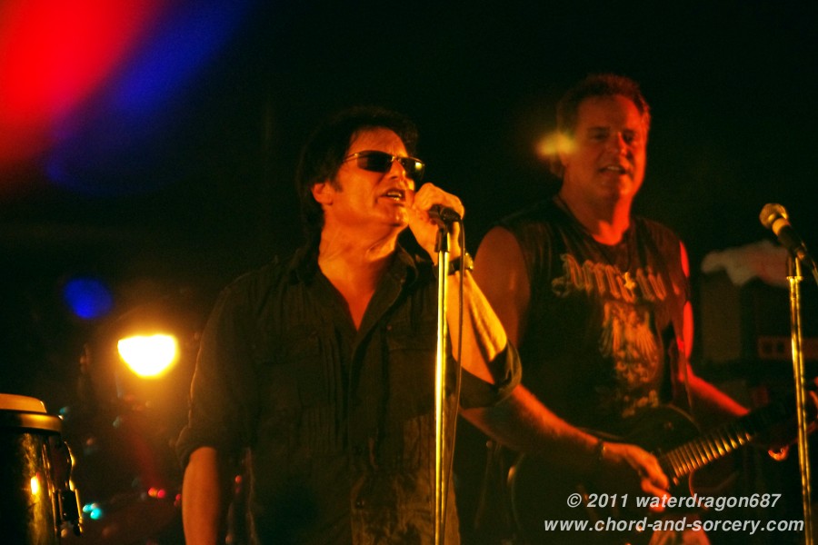 Jimi Jamison and Mark Reuter live in Red Wing, Minnesota, 6 August, 2011. Photo copyright waterdragon687; not to be reproduced without permission.