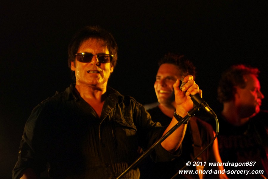 Jimi Jamison, Pat Balder, and Mark Reuter live in Red Wing, Minnesota, 6 August, 2011. Photo copyright waterdragon687; not to be reproduced without permission.