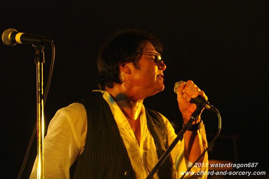 Jimi Jamison live in Red Wing, Minnesota, 6 August, 2011. Photo copyright waterdragon687; not to be reproduced without permission.